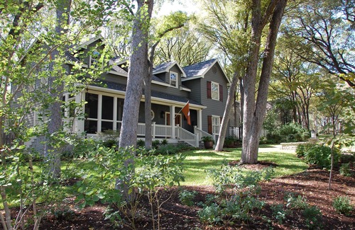 Tarrytown House | Best Of Both Worlds: Downtown Access With Neighborhood Charm