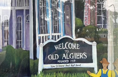 Algiers Point Apartment | Best of Both Worlds: 3 Minute Ferry Ride to FQ. Mardi Gras week available!