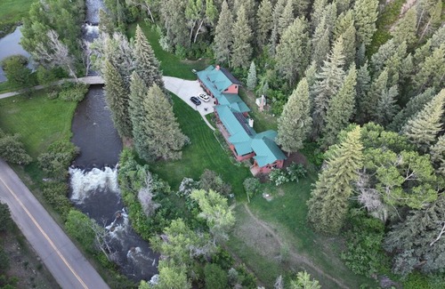 Durango - Purgatory House | "Best of Durango" Secluded, 600 feet of riverfront, park-like setting