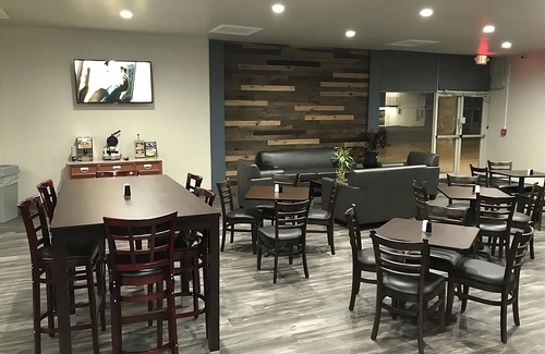 Downtown Tucson Hotel | Best Place to Stay in Arizona! Free Parking, Onsite Pool, Near Reid Park Zoo