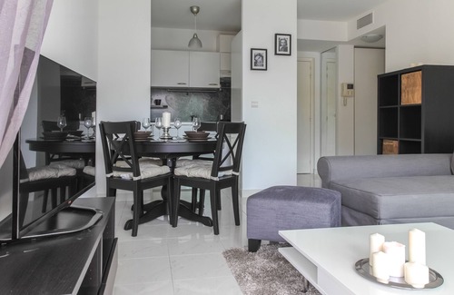 Carre d'Or Apartment | Best possible location! Most prestigious residence in Nice (Beach, center)