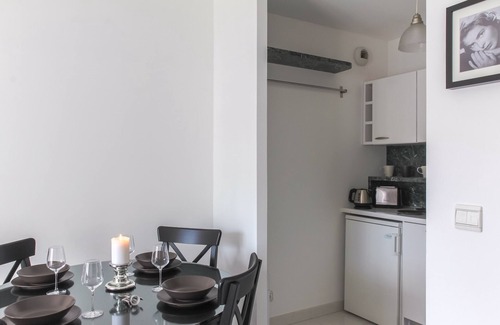 Carre d'Or Apartment | Best possible location! Most prestigious residence in Nice (Beach, center)