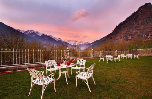 New Manali Hotel | Best Resort For Stay with Breathtaking Views