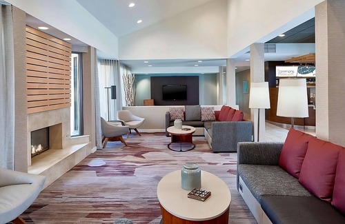Morrisville Resort | Best Value, Quality Stay! Pets Allowed, Swimming Pool, Free Airport Shuttle!