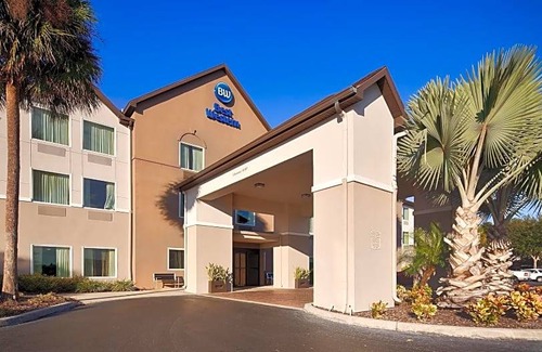 Auburndale Hotel | Best Western Auburndale Inn & Suites