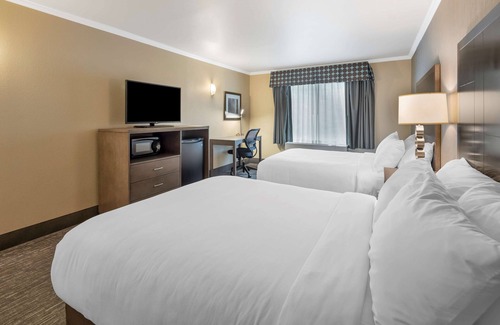 College Hotel | Best Western Plus Chena River Lodge