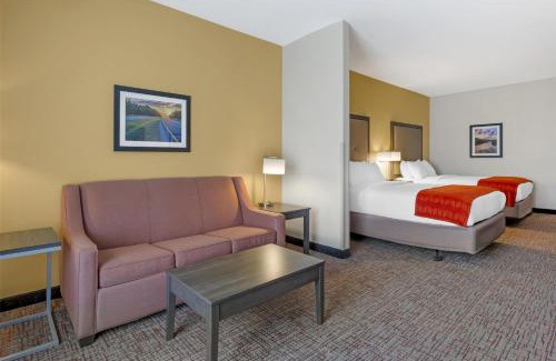 Elizabethtown Hotel | Best Western Plus Elizabethtown Inn & Suites
