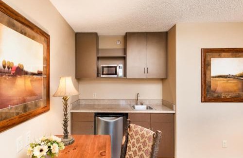 Billings Hotel | Best Western Plus Kelly Inn & Suites