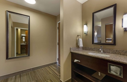 Country Walk Hotel | Best Western Plus Miami Executive Airport Hotel & Suites