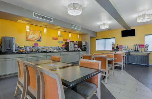 Farmington Hotel | Best Western Plus the Four Corners Inn