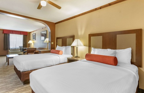 Freer Hotel | Best Western Windwood Inn & Suites