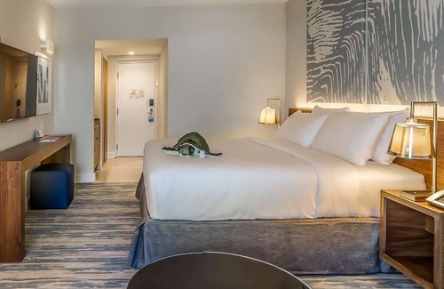 Central Beach Resort | Better Choice for your Vacation! 2 Convenient Units, Two Heated Infinity Pools!