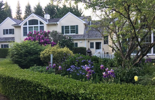 Forest Highlands House | Better than a 5-star hotel for extended business stay or romantic getaway