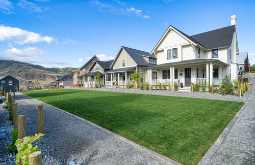 Chelan House | Better Together at The Lookout at Lake Chelan
