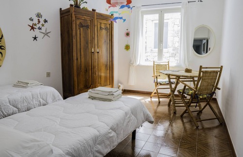 Cuglieri House | Between Seas and BetweenMonti - House for 6 with fabulous veranda on terrace