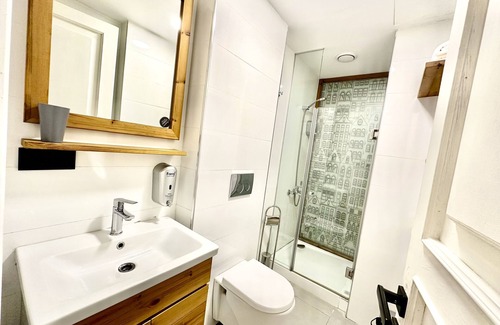 Taksim House | Bguest Pera Suite Newyork