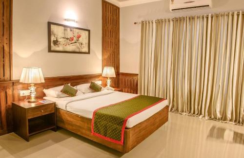 Guruvayur Hotel | Bhasuri Inn Guruvayoor