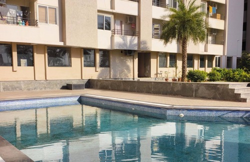 Sanganer Apartment | Bhk- 1, bedroom apartment in enchanting Bhankrota with fitness room, WiFi