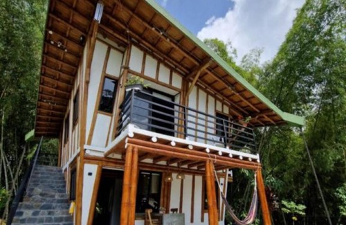 Filandia Cabin | Bhutan Filandia - Studio with Balconynn