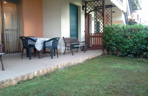 Fano Apartment | Biancofiore apartment 150 meters from the sea with garden in Fano