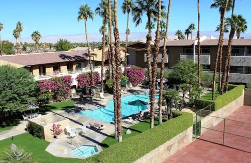Warm Sands Condo | Biarritz Escape