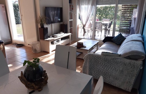 Allonzier-la-Caille Apartment | Bienvenue Chez Ruby ! The Gentle cat .🐱