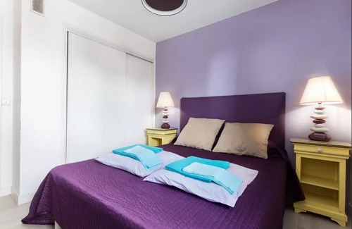 Saint Michel Apartment | ❤️BIENVENUE in TOULOUSE T3 furnished near center 2 to 6 people Parking, lift
