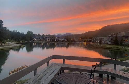 Lakeside Village Condo | Big 2bd/2ba 5 beds, free parking, close to ski lift, New to VRBO, 4.85 *rating