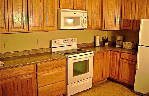 Dillon House | Big Beautiful Clean Comfortable Loaded! 4 Bedroom