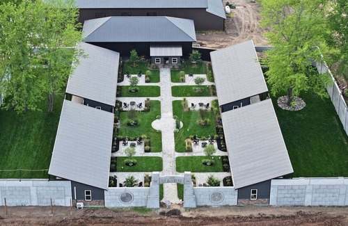 Town of Sullivan House | Big Cat Bungalows at The Haven - Lion 2