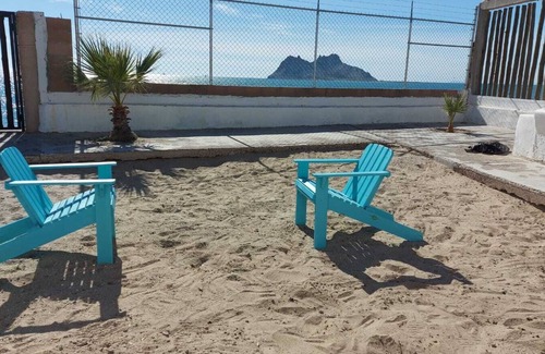 Bahia Kino Cottage | Big house in Bahia de Kino in front of the ocean