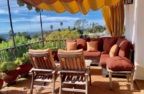 Upper Riviera House | Big Ocean View. Romantic, spacious and filled with sunlight.