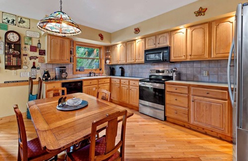 Old Fort Cabin | Big Sky Lodge | Long-range Views of Lake Lure!