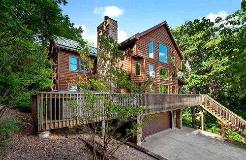 Old Fort Cabin | Big Sky Lodge | Long-range Views of Lake Lure!