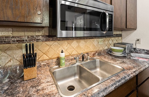 Big Sky Meadow Village Condo | Big Sky Meadow Retreat 1 Bedroom Plus Loft