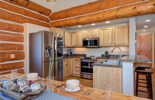 Powder Ridge Cabin | Big Sky Vacation Rentals: PR Little Shadow 7