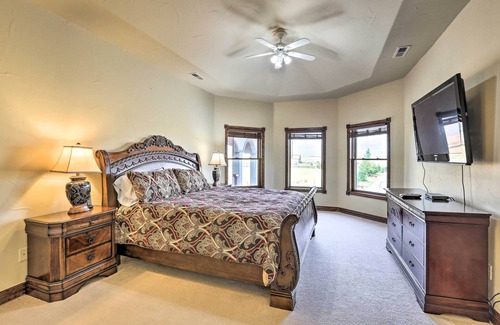 Hudson Other | Big spacious ranch with pool table and gaming room beautiful mornings and nights