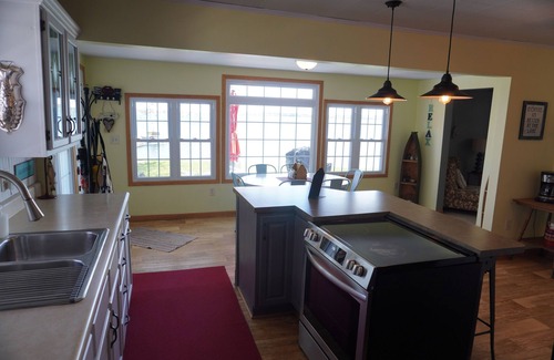 Ortonville House | Big Stone Lake Family Cabin: LAKEFRONT