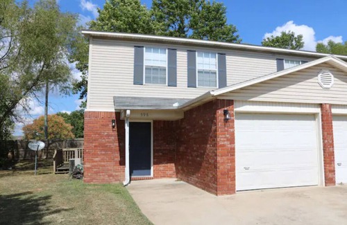 Fayetteville House | Big Time Razorback Moan Place - Centrally Located -1.5miles to Campus