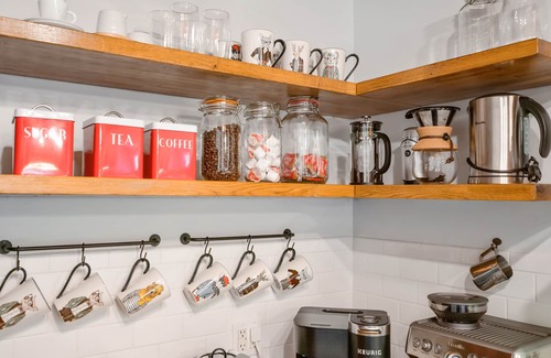 Raleigh Cabin | Big Warm Hug of a Cabin! Luxury Linens, Best Coffee Station for Miles