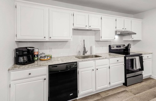 Bentonville House | Bike-Friendly Home with Hot Tub Near Downtown