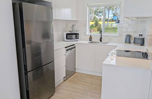 St. Georges Basin House | Billyz Basin by Experience Jervis Bay