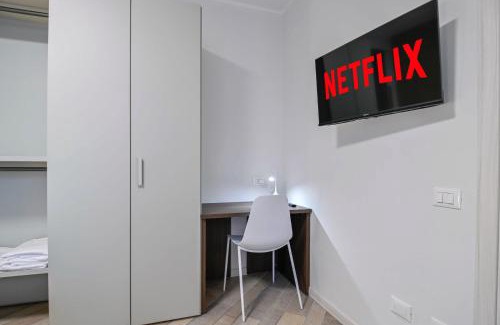 Seriate Apartment | Bilocale Chic, 10 min Aeroporto Milano-Bergamo, BOX AUTO e ARIA CONDIZIONATA