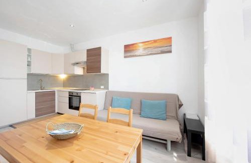 Varazze Apartment | Bilocale Mezzano in centro