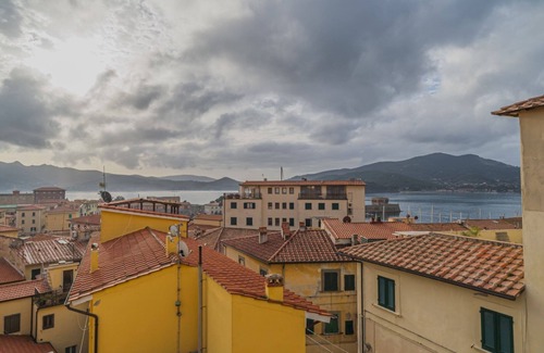 Portoferraio Old Town Apartment | BILOCALE NEL CENTRO DI PORTOFERRAIO
