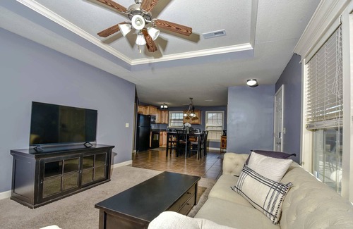 Lake Ozark Condo | Birdie's Bliss 2BR Condo Sleeps 6!