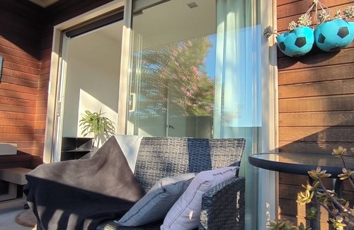 Browns Bay House | Birdsong hideaway 2-bedroom suite in Auckland