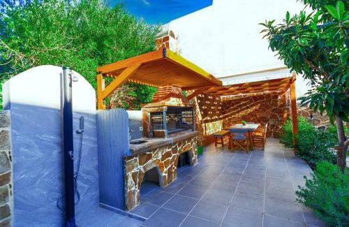 Palaiochora House | Bitsakis Family I - Paleochora Luxury House
