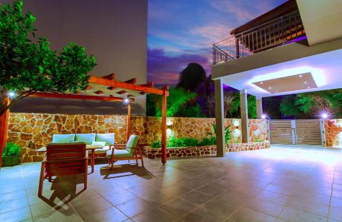 Palaiochora House | Bitsakis Family I - Paleochora Luxury House