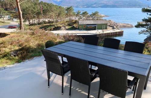 Hyllestad House | Blåsenberg by Interhome